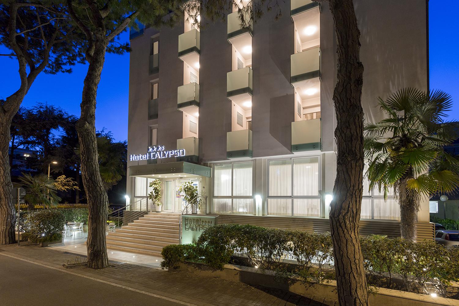 Hotel Calypso- Rimini Marina Centro Exterior photo